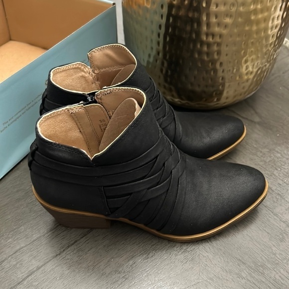 LifeStride Booties - Prairie - Picture 7 of 13